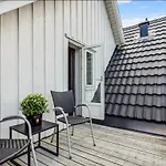 Дом отдыха Spacious House With A Beautiful View For Rent