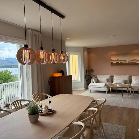 Ferienhaus Spacious House With A Beautiful View For Rent *