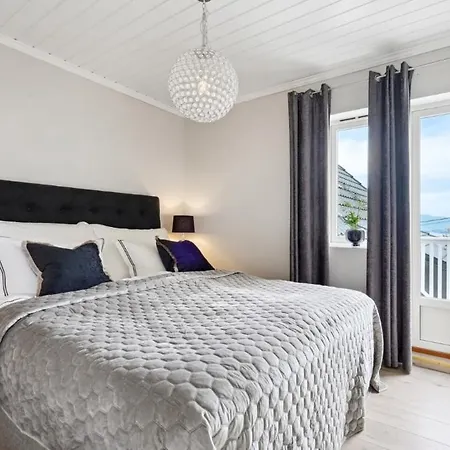 Spacious House With A Beautiful View For Rent