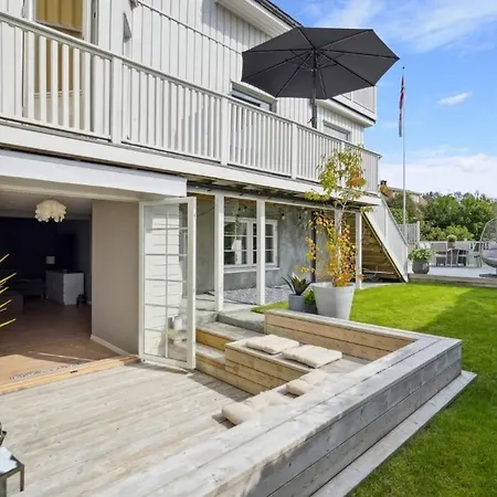 Spacious House With A Beautiful View For Rent 別荘 *