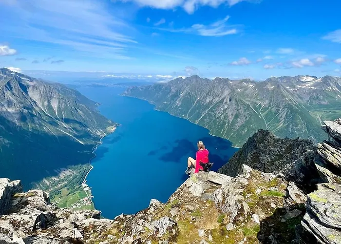 Spacious House With A Beautiful View For Rent * Ålesund