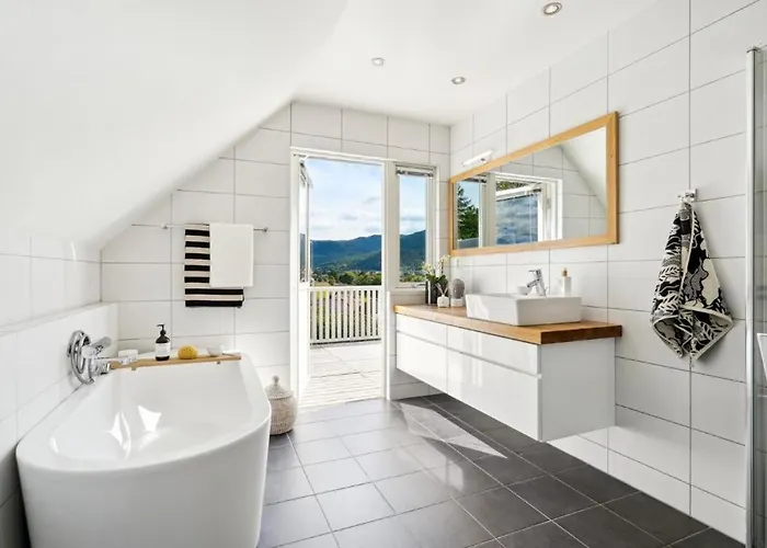 Spacious House With A Beautiful View For Rent Ferienhaus