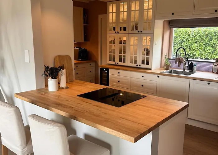 Spacious House With A Beautiful View For Rent * Ålesund