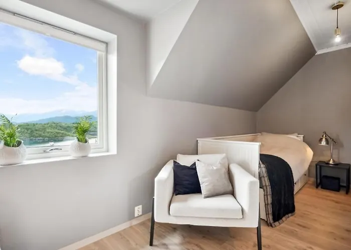 Spacious House With A Beautiful View For Rent