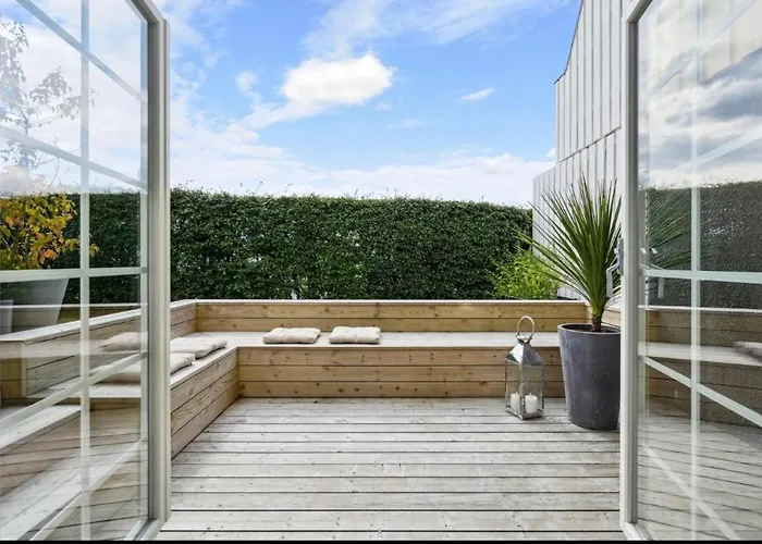度假居 Spacious House With A Beautiful View For Rent *